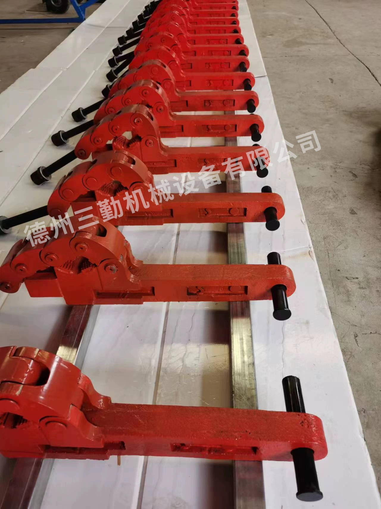 [Sanqin] Ручные плоскогубцы для снятия скобы, различные характеристики плоскогубцев для снятия скобы с направляющей цепи, плоскогубцы для снятия гидравлической скобы без открытия и копания