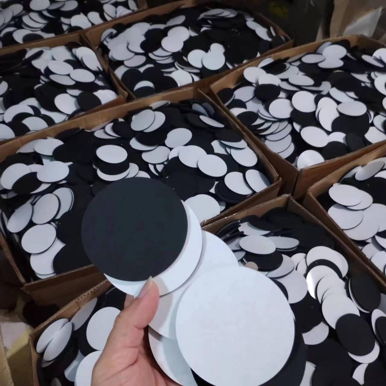 EVA单面泡棉胶加厚强粘无痕耐高温海绵脚垫圆形方形黑白色泡棉垫