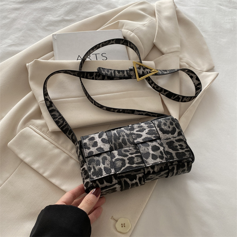 2024 red popularidad nicho de moda diseño de hombro mochila otoño invierno nuevo estilo versátil bolso casual bolso pequeño