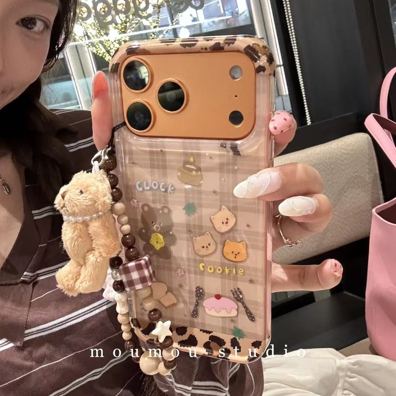ins可爱格纹甜品小熊毛绒挂件适用iPhone17promax苹果16手机壳15|undefined