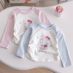 女の子の2025春の服装の洋風のかわいい漫画の長袖のtシャツの春秋の新型の赤ちゃんの純綿の流行の百合の上着