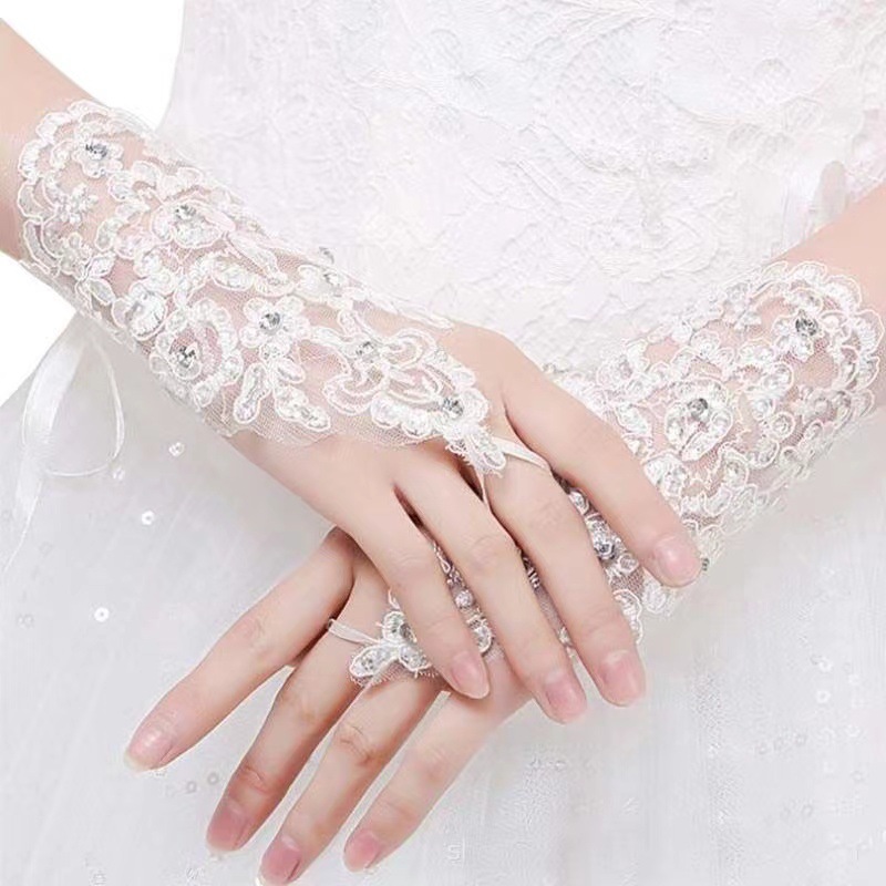 Lace Costume Gloves with Hair Accessory, White One Size Roleplay Pair — detail image 2