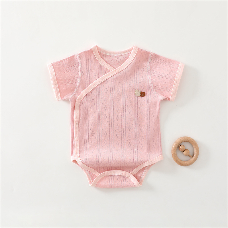 純綿の半袖ジャカードの赤ちゃんのお尻の服の夏の薄いタイプの半袖の赤ちゃんの三角の服の新生児は服を登ります。|undefined