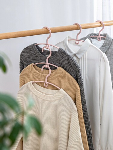 Clothes hanger for home hanging clothes without marks, shoulder corner anti-slip drying clothes stand, hook with anti-slip function, adult clothing hanger without creases