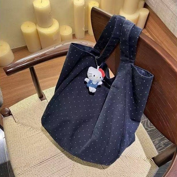 Korean style polka dot canvas bag for women, unique and simple shoulder bag/handbag, large capacity.