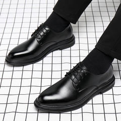 秋の男性靴ビジネスの正装靴は冬にレジャースーツの靴が高くなります。