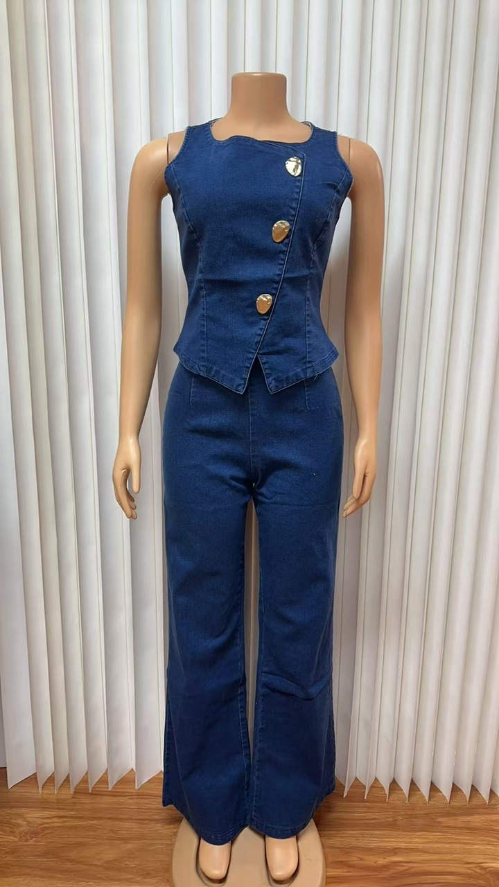 Women's Denim Jumpsuit With Metal Pin Decor - Fashionable Sleeveless Romper For Casual Street Style_ecoleips.com
