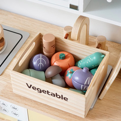 子供のままごとの木の磁気野菜の果物のデザートは楽の木の箱のセットのまな板の鍋の組み合わせのおもちゃを切ります。