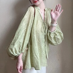 2025早秋法式茶里茶气别致超好看漂亮独特绿色长袖上衣女秋季小衫