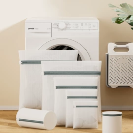 收纳盒;衣架;衣钩/挂钩