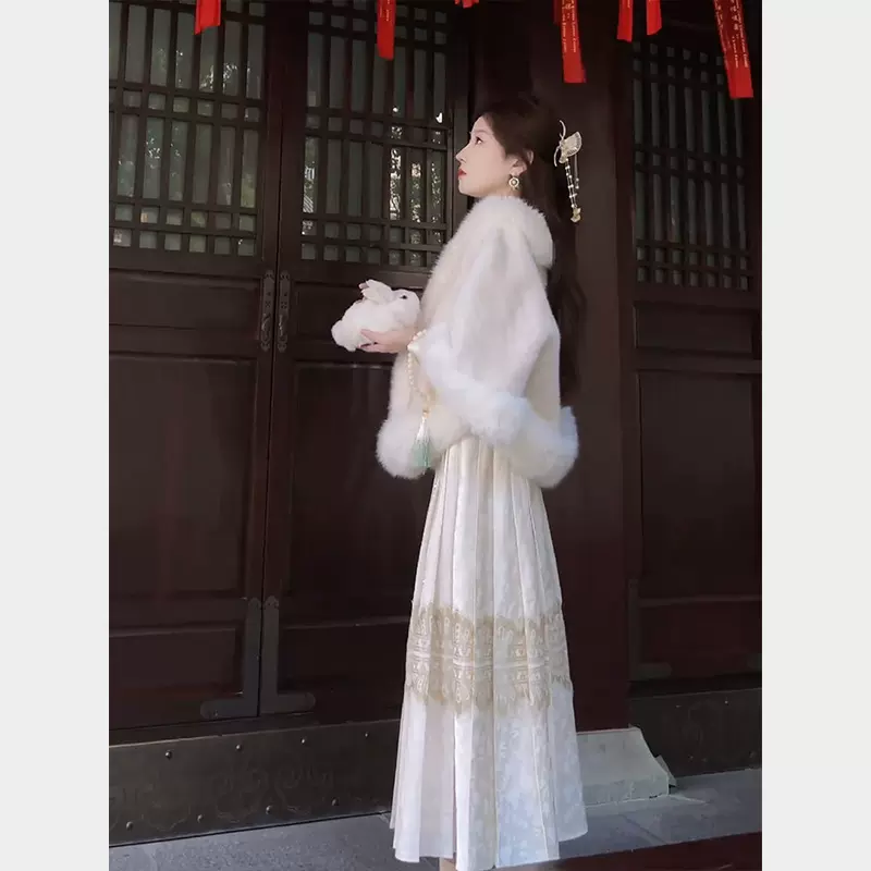 YT247747新中式小个子白色马面裙外套搭配的上衣套装汉服秋冬新款