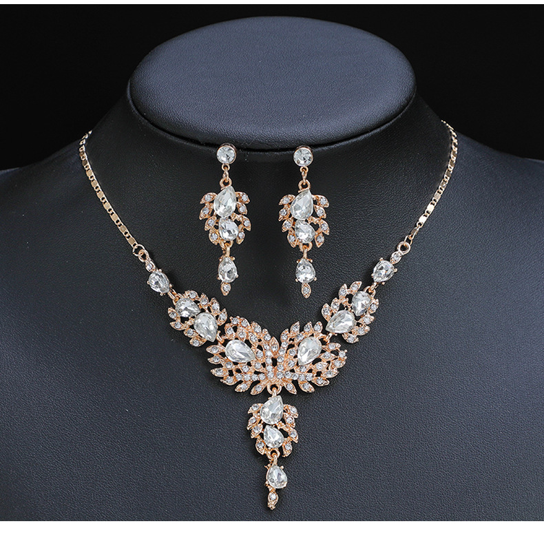 Necklace and Earrings Two Piece Set for Bride Advanced Design 2022 New Edition_voghion.com