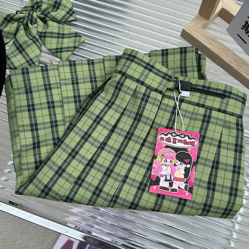 Genuine uniform for students, pleated skirt