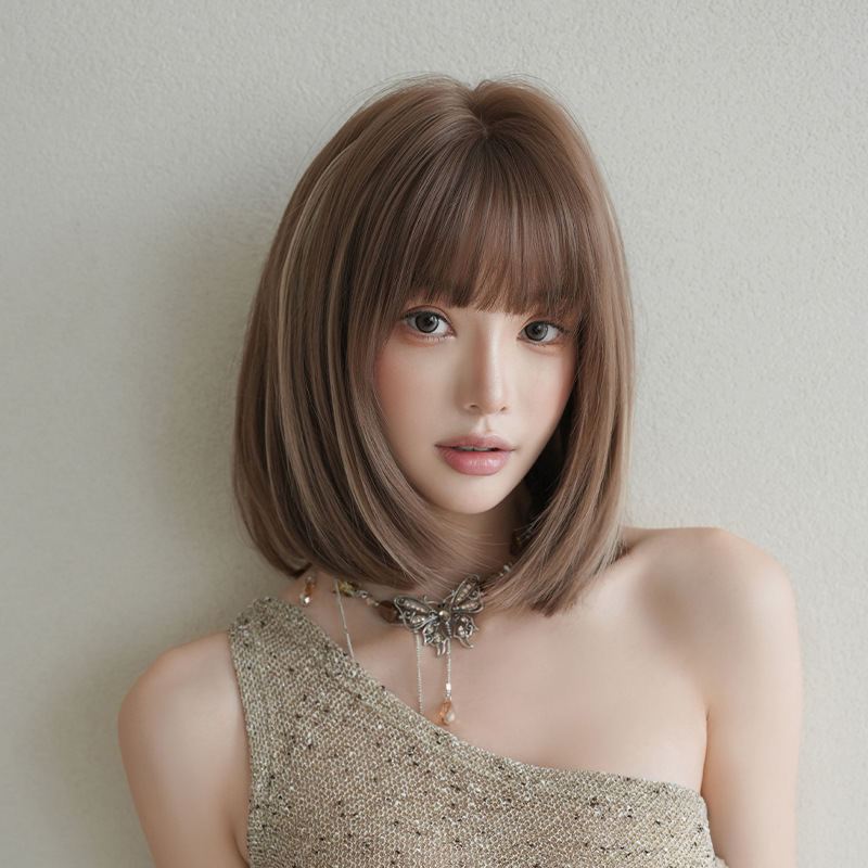 Winter New Wig for Women with Short Straight Hair, Shawl Collarbone Hair, High-Quality High-Temperature Silk, Fashionable Bob Hair, Chemical Fiber Artificial Hair Winter New Wig for Women with Short Straight Hair, Shawl Collarbone Hair, High-Quality High-Temperature Silk, Fashionable Bob Hair, Chemical Fiber Artificial Hair