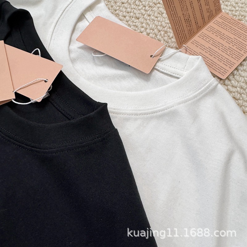 海外衣料品卸売 niuniu シンプルベーシック無地立体ワッペン刺繍文字長袖Tシャツ(オリジナルラベル)|undefined