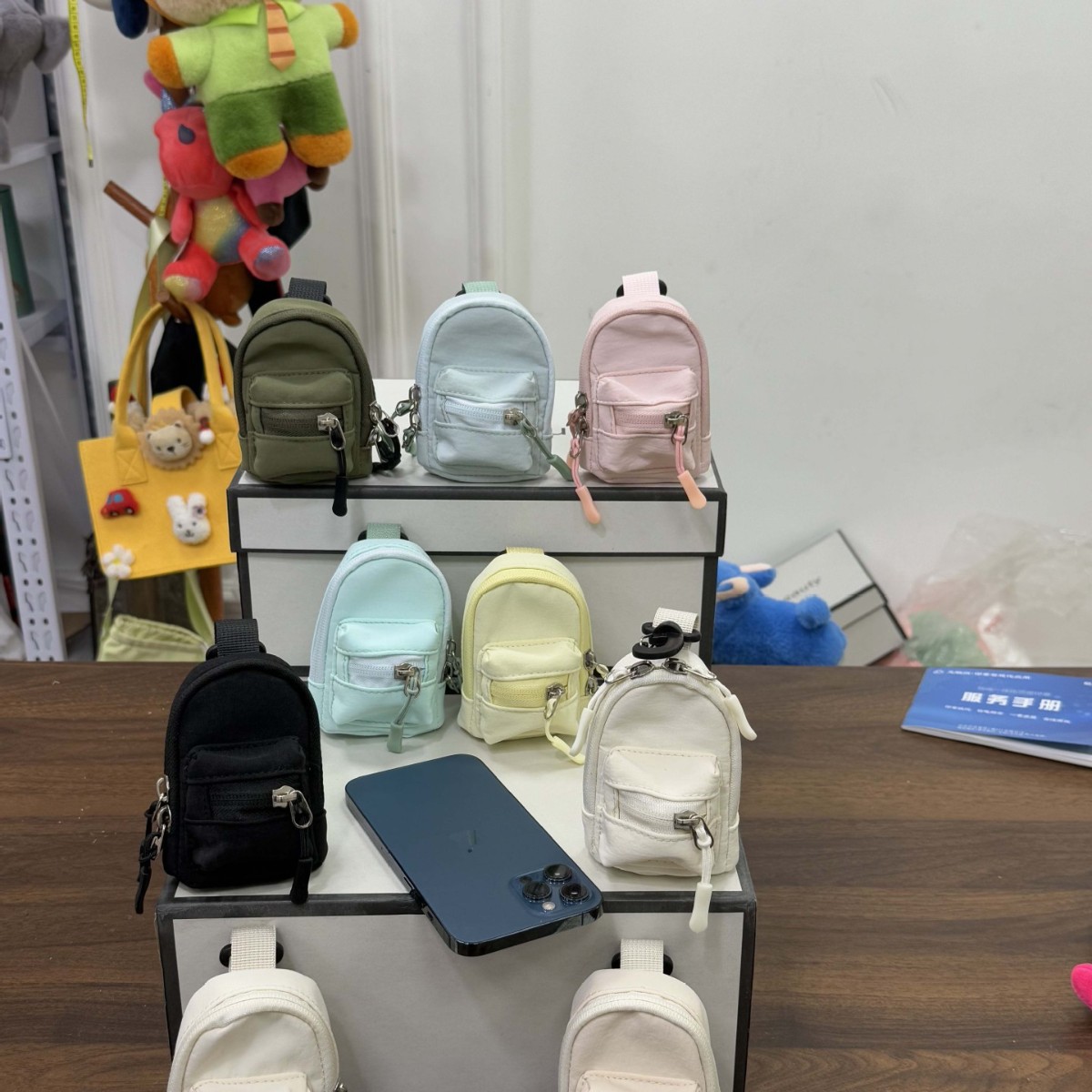 Creative Mini Coin Purse Backpack, Key and Earphone Storage Small Backpack with Hook, Waist Bag, Neck-Hanging Shoulder Bag, Crossbody Bag