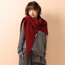 高级感100%羊毛三角披肩镂空秋冬季新款披肩女慵懒风保暖外搭围巾