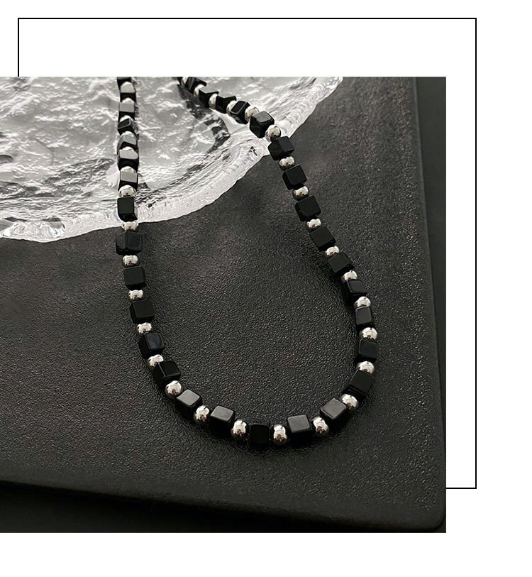Simple Style Titanium Steel Beaded Plating Necklace 1 Piece display picture 2