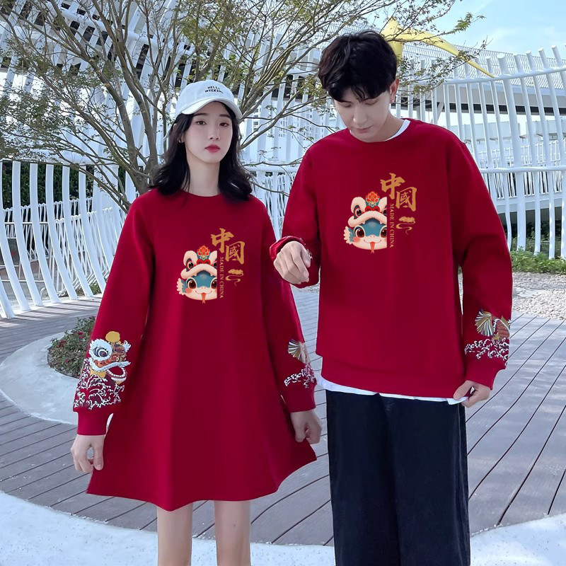 새로운 중국 스타일 국가 스타일 커플 의류 플러스 사이즈 년 뱀 신년 의류 1 원피스 스커트 기모 레드 원피스 크루 넥 스웨터