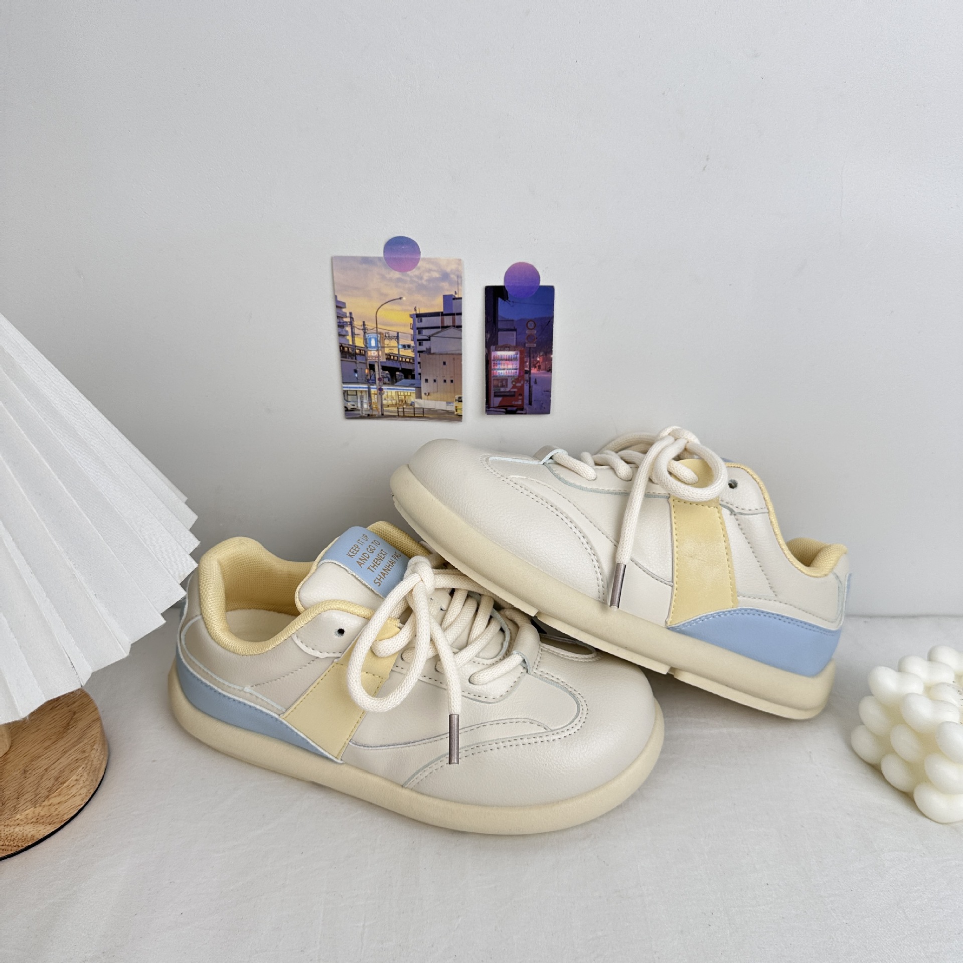 Far Wave 2025 Spring Student Forrest Gump Zapatos blancos casuales de todo fósforo para mujer Zapatos de lona deportivos coreanos