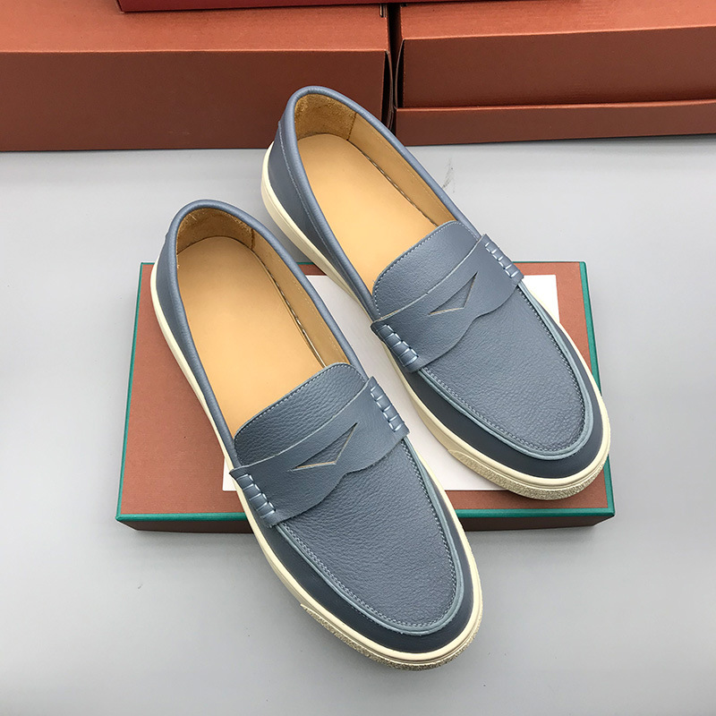 라이트 블루 질감의 소가죽