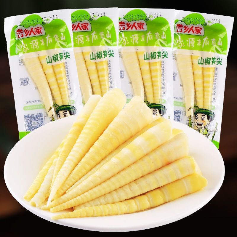 Chili pepper bamboo shoots, crisp bamboo shoots, tender bamboo shoots, bamboo shoots, ready-to-eat, small packaging, snack, leisure, wholesale, full box
