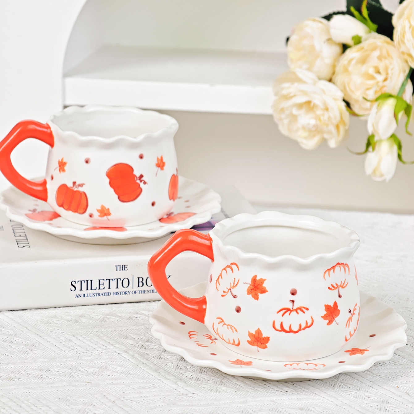 陶瓷杯碟ins风创意手捏手绘南瓜枫叶图案家用陶瓷下午茶咖啡杯碟.