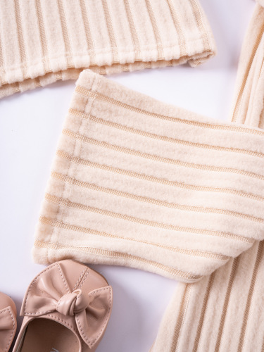 Cross-border best-selling girls' spring/fall set: soft, skin-friendly hooded knit sweater paired with casual, solid-color long-sleeve pants for autumn and winter.