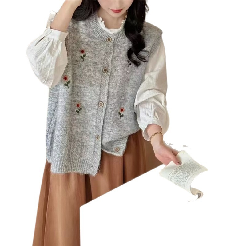 温柔风复古小花刺绣圆领针织马甲女2025秋冬叠穿无袖开衫毛衣背心|undefined
