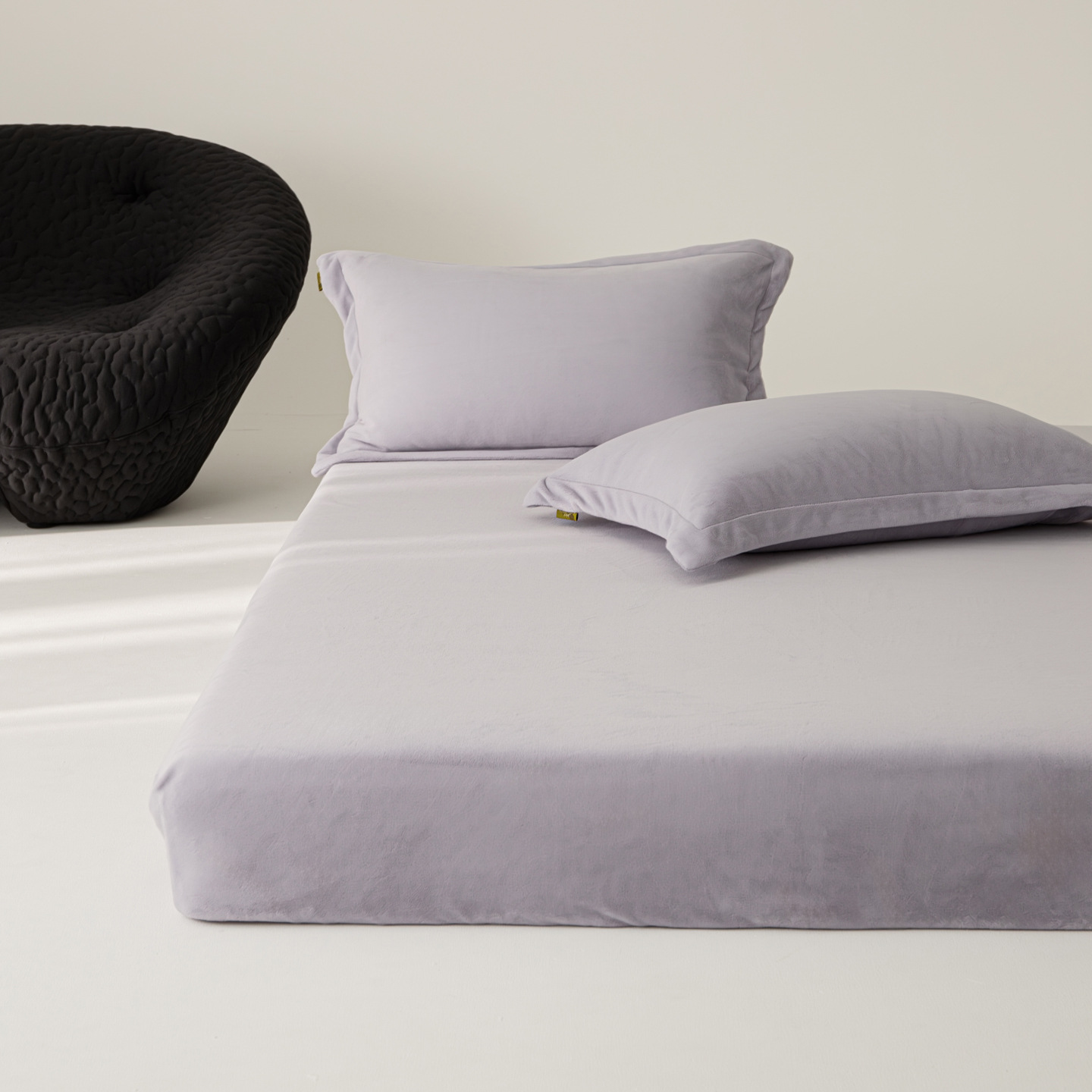 Minimalist Style Solid Color Cloud Velvet Milk Velvet Single Item Fitted Sheet Type Mattress Protector Bed Cover That Doesn'T Move