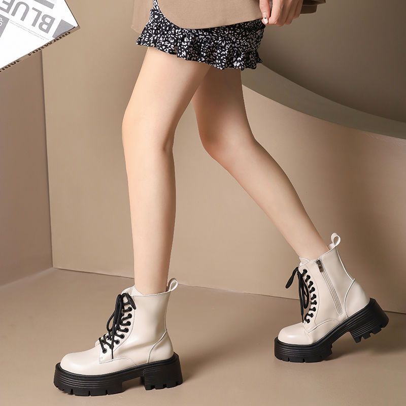 マーティンブーツ女2023秋冬の新型英倫風ショートブーツ春秋は厚い底の太さと滑り止めの格好いい女性ブーツを高くします。