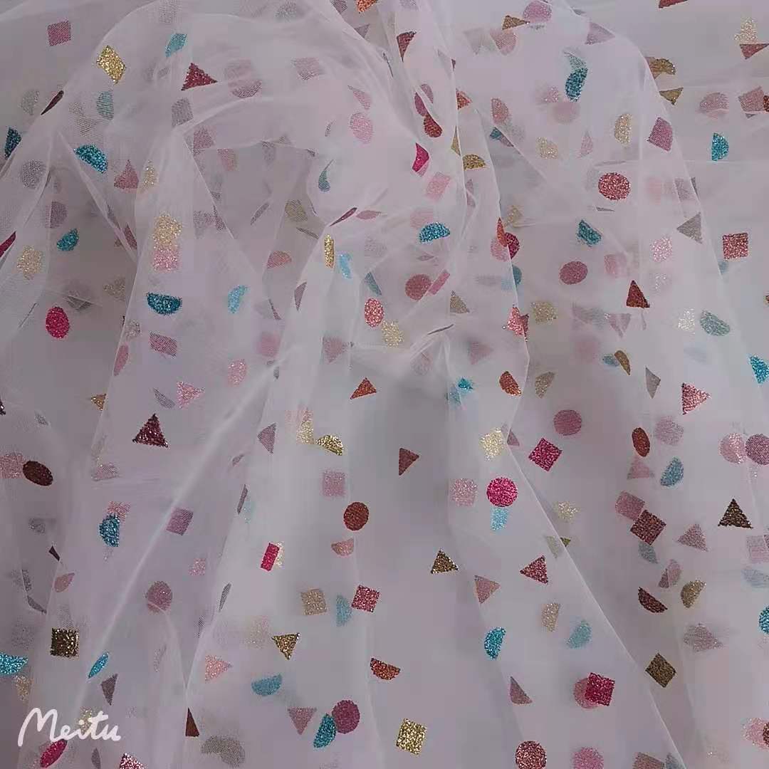 现货供应~锦特密美国网五色几何图案花型印亮粉 不掉粉的网纱面料
