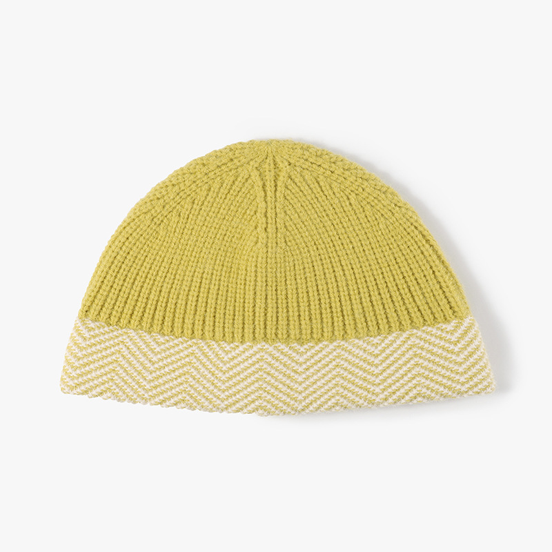 Warme, dicke Fischermütze aus Wolle für Herbst und Winter – ideal für kleine Damen. Modische Strickmütze für kalte Tage._voghion.com