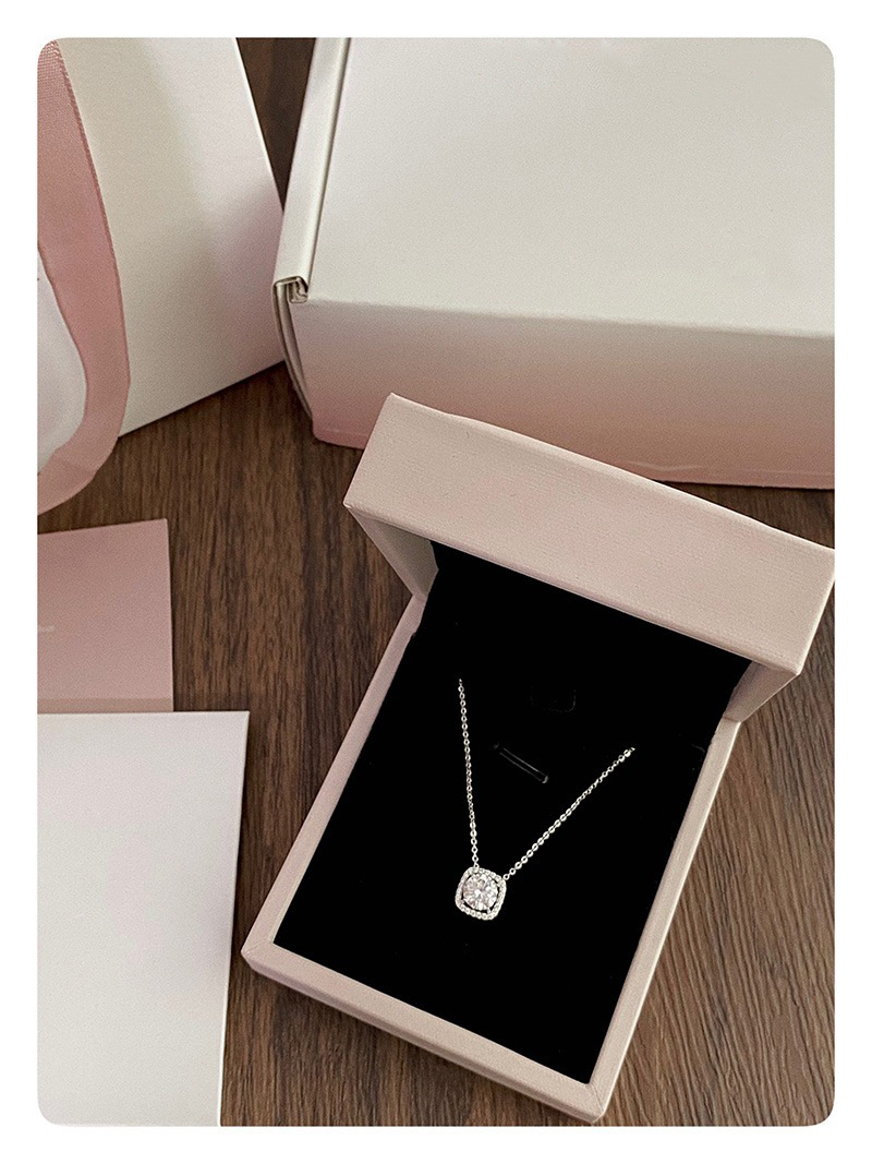 Pendant Necklace Classification 1 Piece Quantity Elegant Basic Streetwear Geometric Titanium Steel Copper Inlay Zircon Pendant Necklace