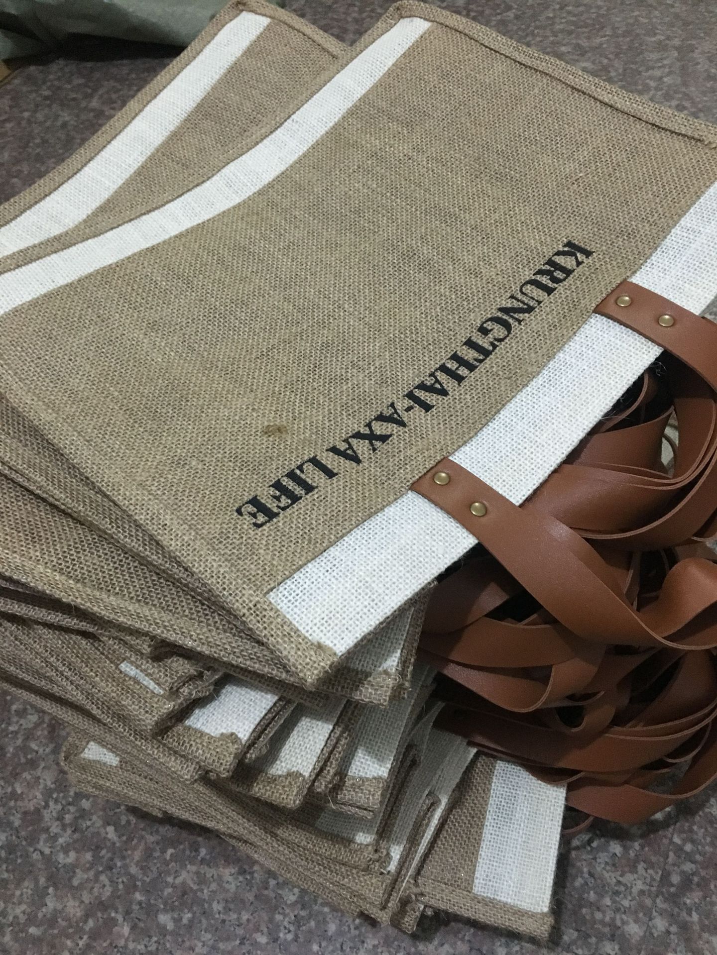 16231259060749877413