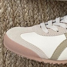 ����߰汾�����ϻ�Ƥ�p����Ů���eЬ�ļ���Ь����һ�_����H�\��