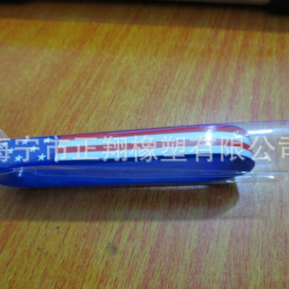 Silicone fashionable bracelet with letters