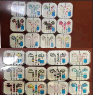 Suitable for Apple 7 printing painted headset 3.5 color pattern wire control with microphone Type-C painted headset