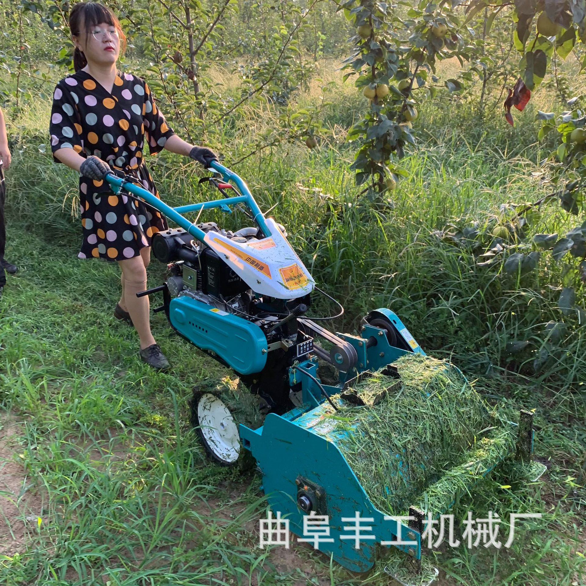 柴油自走式割草机手扶式果园大棚小型割草机碎草还田机打草灭草机