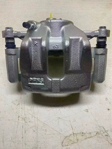B025780/B025781 is suitable for the front brake caliper of Dongfeng Fengshen Yipai 008