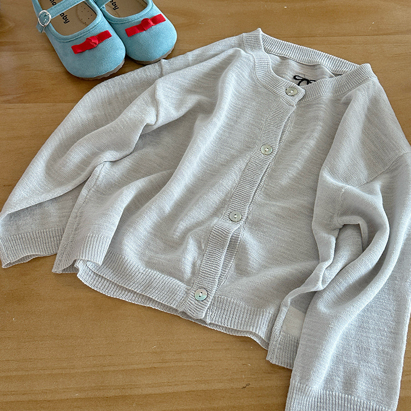 Cárdigan de punto bordado con lazo para padres e hijos para niñas, estilo fino de verano, abrigo de protección solar de seda de hielo, chal image 10