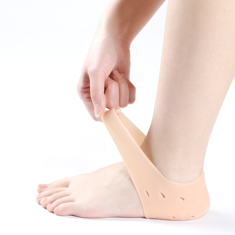 60g silicone cushioned and breathable heel protector for men and women, anti-cracking and heel splitting sock sleeve