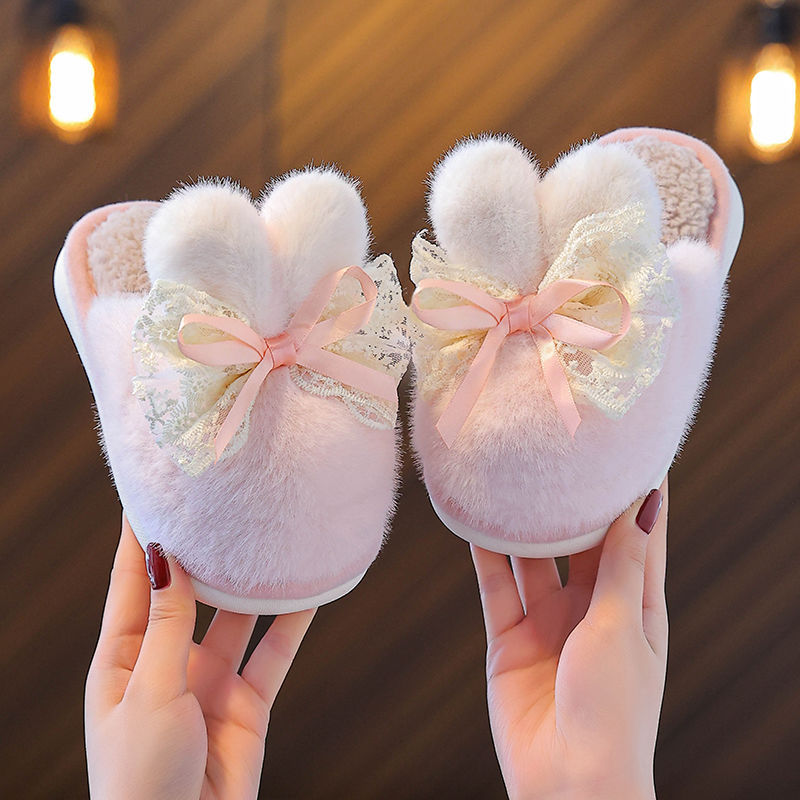 Zapatillas de algodón para niños otoño e invierno 2025 antideslizantes para el hogar con una base suave cálida lindas zapatillas de dibujos animados para hombres y mujeres niños niños