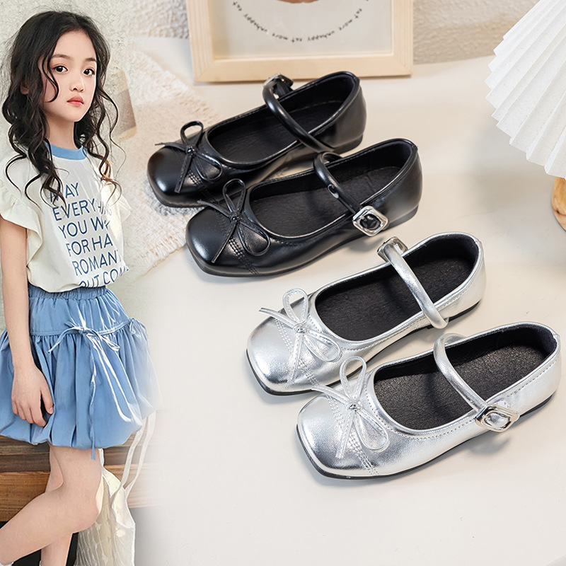 Zapatos casuales de moda para niñas versátiles 2026 verano nuevos niños huecos zapatos de princesa mary zapatos de cuero