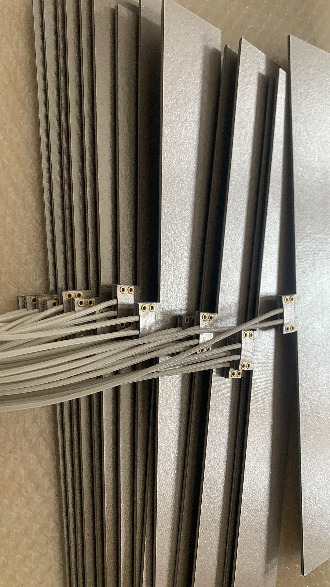 原装正品 13	厂家供应云母发热片 销售高温电热片发热云母板工业