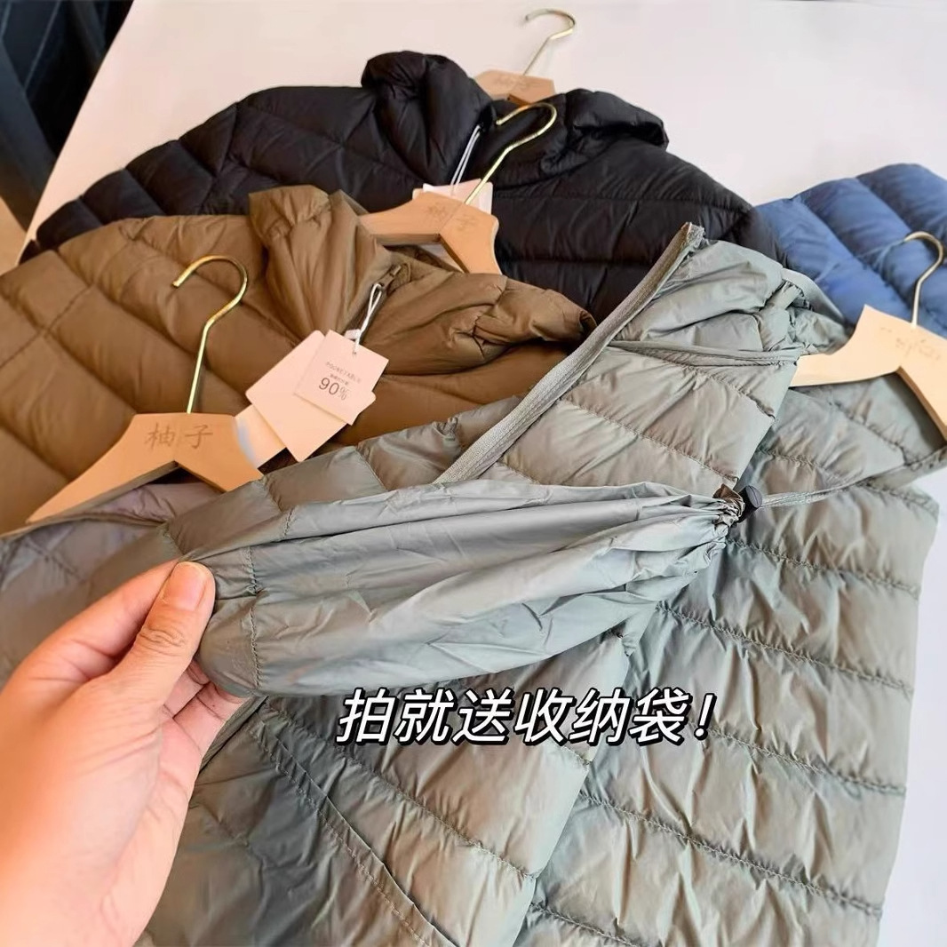 Nuevo estandarte nacional 90 blanco de pluma ligera y cálida para hombres encapuchados pluma suave y cálida manga larga 24 invierno nuevo M1217N