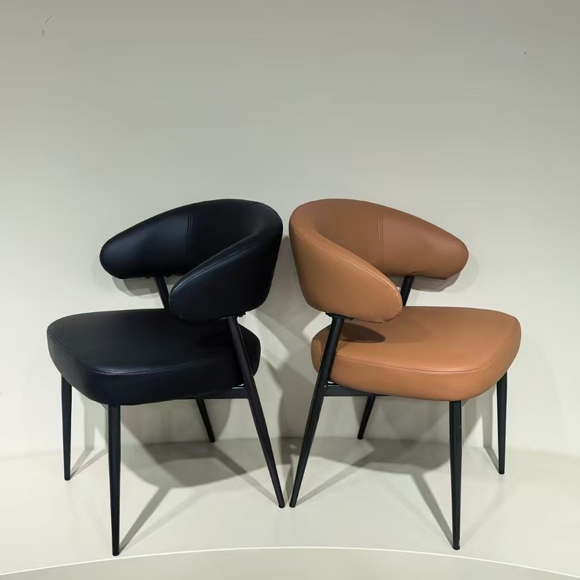 意式极简餐椅家用高级感轻奢设计师餐厅靠背椅设计师家用轻奢椅子