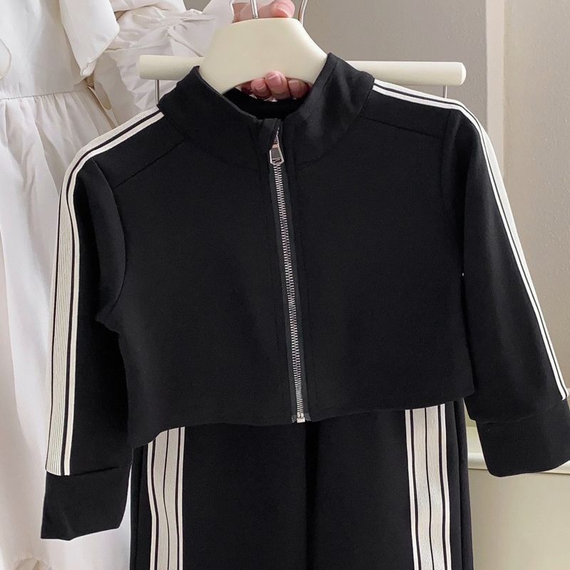 Completo sportivo due pezzi a manica lunga per bimba_voghion.com