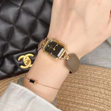 米莉莎Mishali新款法式小众轻奢方形皮带手链手表小香风女士腕表