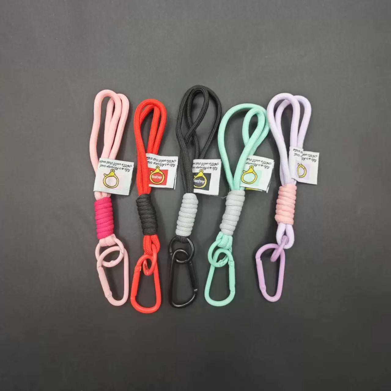 时尚百搭钥匙扣配件 防丢失手机挂绳 手工拼色绳编织绳防丢绳厂家